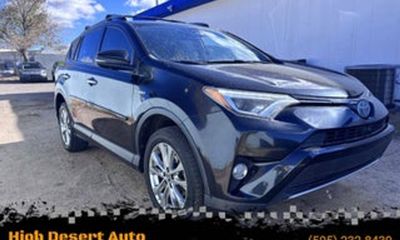 2017 Toyota RAV4 LTD Hybrid