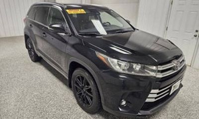 2019 Toyota Highlander SE XLE