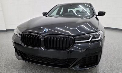 2023 BMW 530e Hybrid