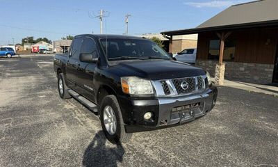 2013 Nissan Titan SV