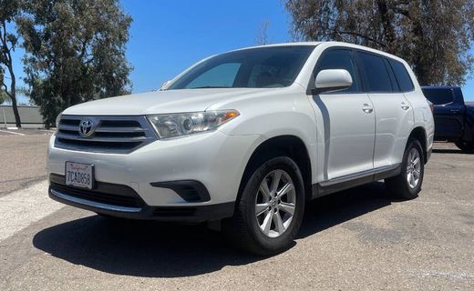 2013 Toyota Highlander Base