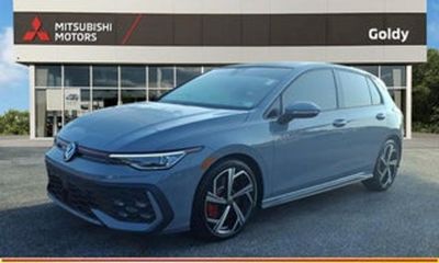 2024 Volkswagen Golf GTI SE