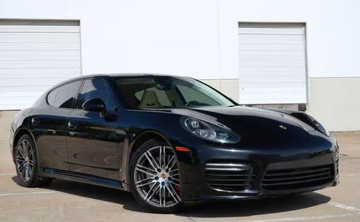 2015 Porsche Panamera GTS