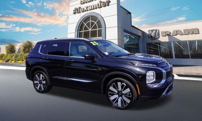 2025 Mitsubishi Outlander