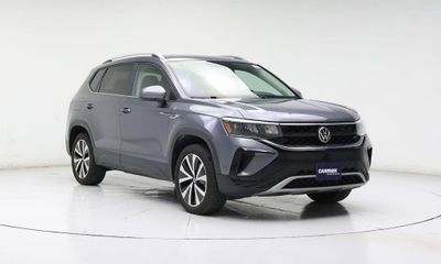 2022 Volkswagen Taos 4Motion SE