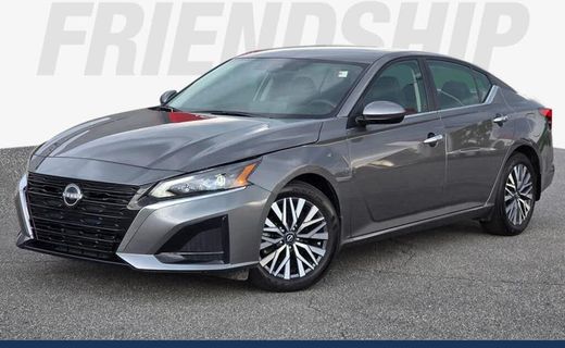 2024 Nissan Altima SV