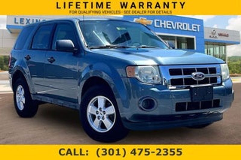 2009 Ford Escape — a typically priced live listing