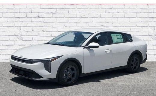 2026 Kia K4