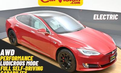 2020 Tesla Model S Performance