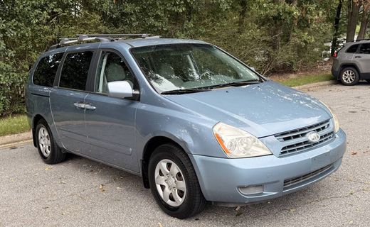2009 Kia Sedona LX