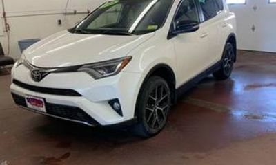 2018 Toyota RAV4 SE