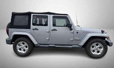 2013 Jeep Wrangler Sahara