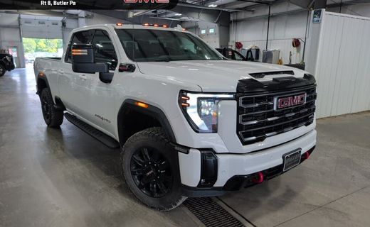 2025 GMC Sierra HD AT4