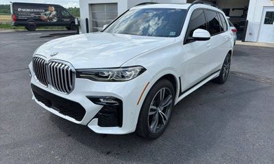 2022 BMW X7 xDrive40i