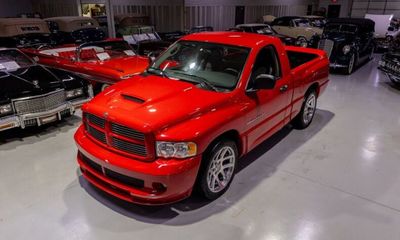 2004 Dodge RAM SRT 10