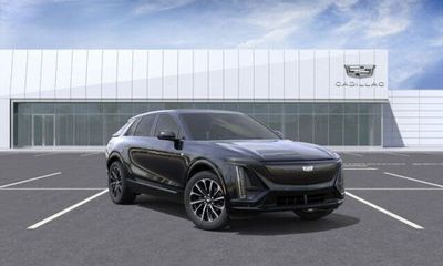 2026 Cadillac Lyriq Premium Sport