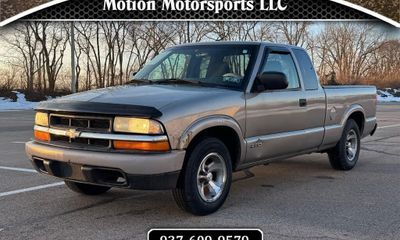 2003 Chevrolet S-10 Pickup EXT CAB