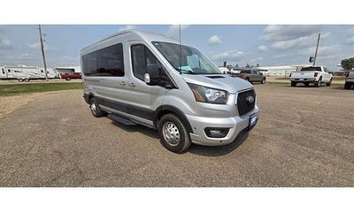 2024 Ford Transit Medium Roof