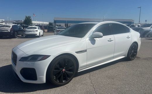 2022 Jaguar XF SE