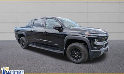 2025 Chevrolet Silverado 3LT LT