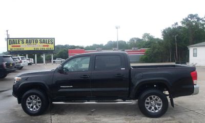 2017 Toyota Tacoma SR5 TRD OFF