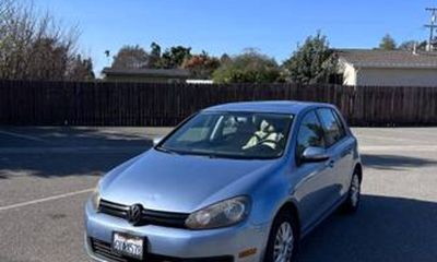 2012 Volkswagen Golf 25L Pzev
