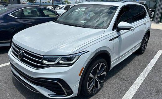 2024 Volkswagen Tiguan 4MOTION SEL Black
