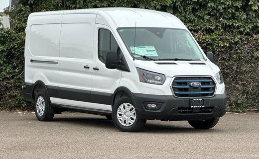 2025 Ford Transit Medium Roof