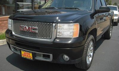2013 GMC Sierra Denali