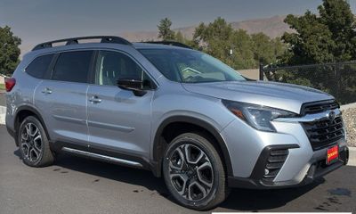 2026 Subaru Ascent Limited 8