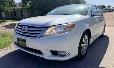 2011 Toyota Avalon Limited