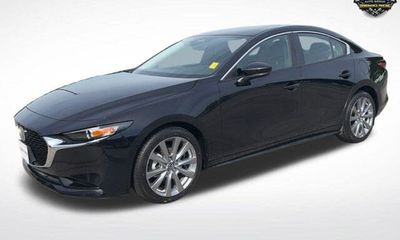 2025 Mazda MAZDA3 Preferred Package