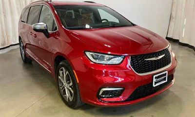 2026 Chrysler Pacifica Pinnacle