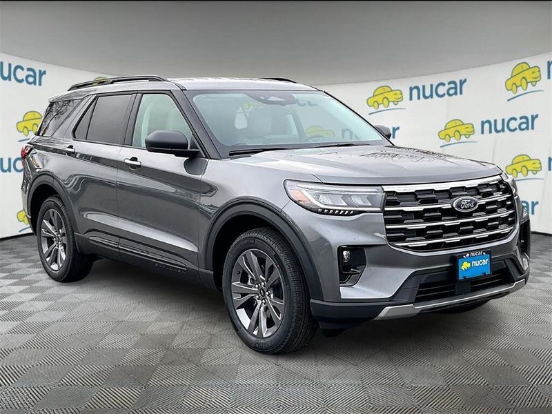 2026 Ford Explorer — a typically priced live listing