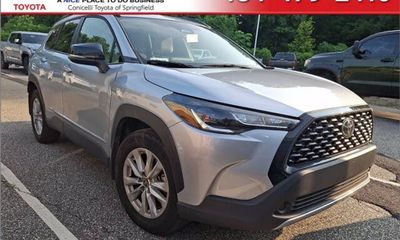 2025 Toyota Corolla Cross LE