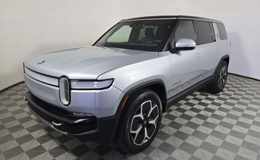 2024 Rivian R1S Adventure