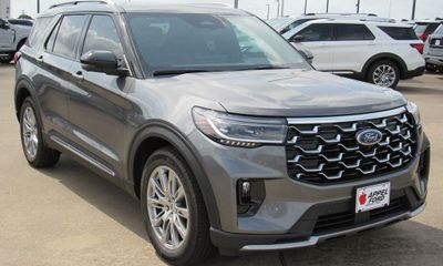 2026 Ford Explorer Platinum