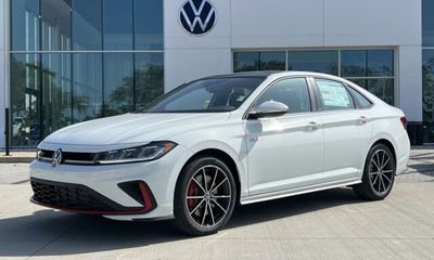 2025 Volkswagen Jetta GLI Autobahn