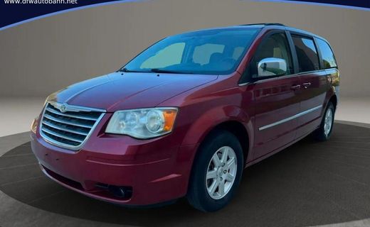 2010 Chrysler Town AND Country RT