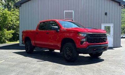 2026 Chevrolet Silverado Trail Boss Custom