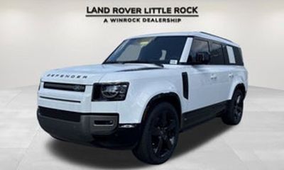 2025 Land Rover Defender 110 S