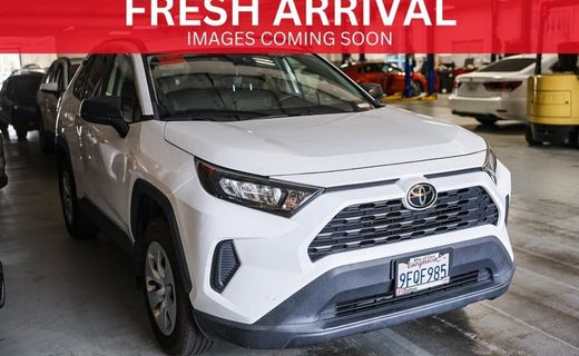 2021 Toyota RAV4 LE