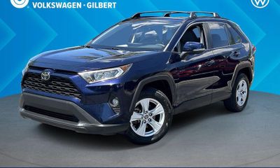 2019 Toyota RAV4 XLE Premium Canada