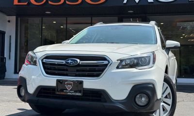 2019 Subaru Outback Premium ES
