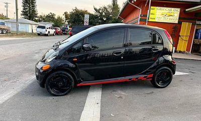 2012 Mitsubishi I-Miev SE