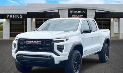 2026 GMC Canyon Elevation