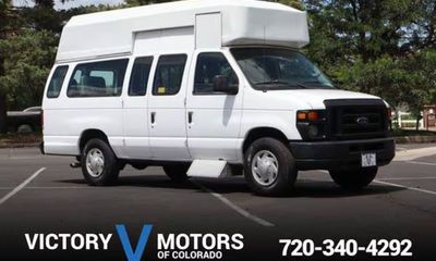 2012 Ford E-Series E 350 Super