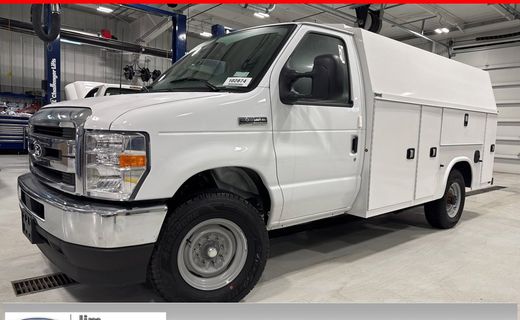 2026 Ford E-350 Base