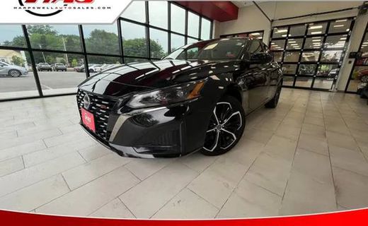 2023 Nissan Altima SR