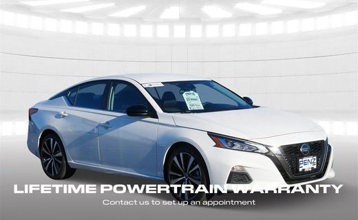2022 Nissan Altima SR
